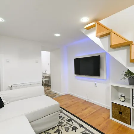 Charming In Damjanich Str., Lucas Appartement *